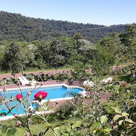 Villa Aires del Monte El Soberbio Exterior foto
